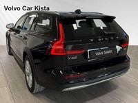 Begagnad Volvo V60 CC 197 HK (144 kW) 2023 Kombi