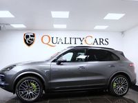 begagnad Porsche Cayenne E-Hybrid Panorama SportChrono Sv-såld D-krok