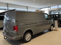 begagnad VW Transporter T6.1 Skåp TDI150 DSG 4MOTION Lagerbil