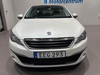 Begagnad Peugeot 308 Active 125 HK (91 kW) 2014 Vit Halvkombi