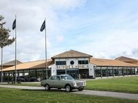 Begagnad Mercedes 280 185 HK (136 kW) 1974 Ljusgrön Sportkupé