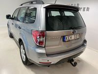 begagnad Subaru Forester 2.0 X 4WD Drag Nyservad 1 ägare