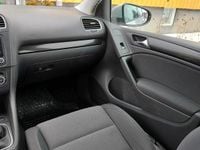 Begagnad VW Golf VI 102 HK (75 kW) 2011 Halvkombi