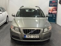 Begagnad Volvo V70 200 HK (147 kW) 2007 Ljusgrön Kombi