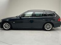 Begagnad BMW 325 Advantage 218 HK (160 kW) 2006 Mörkgrön Kombi
