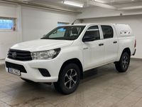 begagnad Toyota HiLux 2.4 AWD EU6 DRAG KÅPA