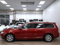 Begagnad Volvo V70 Summum 179 HK (131 kW) 2012 Röd Kombi