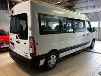 begagnad Nissan NV400 Minibuss 8-sits 2.3 dCi Automat 150hk Handikapp
