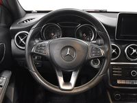 Begagnad Mercedes A180 Progressive 122 HK (89 kW) 2016 Röd Halvkombi