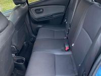 Begagnad Toyota Yaris Hybrid 101 HK (74 kW) 2016