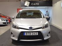 begagnad Toyota Yaris Hybrid e-CVT Euro 5 Endast 5900 Mil