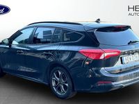 Begagnad Ford Focus ST-Line 125 HK (91 kW) 2022 Svart Kombi