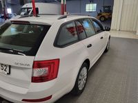 begagnad Skoda Octavia 1.6 Tdi Kombi Ambition 110 Hk Automat