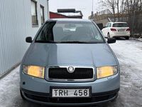 Begagnad Skoda Fabia 75 HK (55 kW) 2003 Grå
