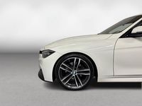 Begagnad BMW 330 M Sport 252 HK (185 kW) 2017 Vit Kombi