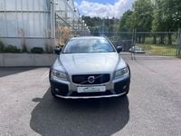 Begagnad Volvo XC70 Momentum 181 HK (133 kW) 2015 Silver SUV