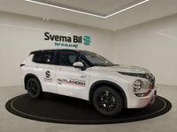 Begagnad Mitsubishi Outlander Instyle 306 HK (225 kW) 2025 White diamond black roof SUV