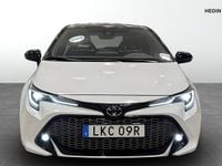Begagnad Toyota Corolla 98 HK (72 kW) 2022 Vit Halvkombi