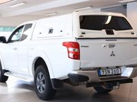 begagnad Mitsubishi L200 Club Cab 2.4D 4WD Moms Kåpa Drag D-Värm