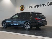 begagnad BMW 330e Touring M-Sport Drag Läder Elstolar Harmank 292hk