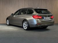 begagnad BMW 320 d xDrive Touring Automat I Pano I H/K I Värmare
