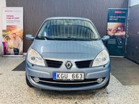 Begagnad Renault Scénic II 131 HK (96 kW) 2008 Ljusblå (blå) Minibuss