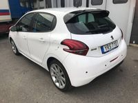 begagnad Peugeot 208 5-dörrar 1.6 BlueHDi Euro 6 2018, Halvkombi