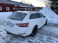 begagnad Skoda Superb Kombi 2.0 TDI 4x4 Business Edition, L&K Euro 6