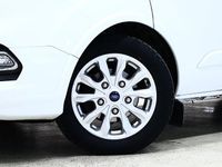 Begagnad Ford Tourneo 131 HK (96 kW) 2020 Vit Minibuss