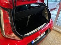 Begagnad Toyota Aygo X-play 69 HK (50 kW) 2018 Röd Halvkombi