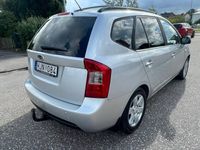 begagnad Kia Carens 2.0 CRDi/ Automat GLS 7-sits 140hk/ Drag