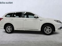 begagnad Mitsubishi Outlander P-HEV 2.4 Hybrid 4WD CVT PDC