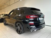 begagnad BMW X5 xDrive30d M Sport Innovation 7-Sitts Panorama Värmare 2020, SUV