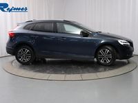 Begagnad Volvo V40 CC 152 HK (111 kW) 2018 Mörkblå Kombi