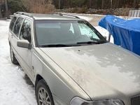 Begagnad Volvo V70 170 HK (125 kW) 2000 Kombi