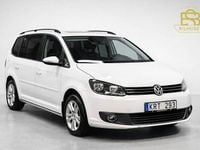 Begagnad VW Touran 105 HK (77 kW) 2014 Vit Minibuss