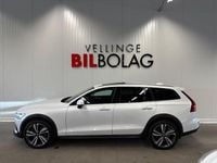 Begagnad Volvo V60 CC Momentum 200 HK (147 kW) 2019 Vit Kombi