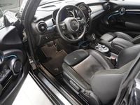 Begagnad Mini Cooper 135 kW (184 HK) 2023 Svart Halvkombi