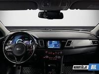 Begagnad Kia Niro Advance 105 HK (77 kW) 2017 Vit SUV