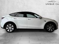 Begagnad Tesla Model Y Long Range AWD 378 kW (514 HK) 2023 Vit SUV