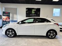 Begagnad Hyundai i30 Edition 135 HK (99 kW) 2017 Vit Halvkombi