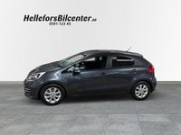 Begagnad Kia Rio Comfort 111 HK (81 kW) 2015 Grå Halvkombi