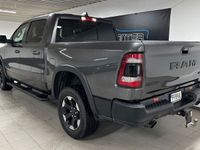 begagnad Dodge Ram REBEL 5,7L Hemi Panorama, Luftfjädring Moms