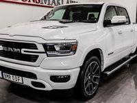 begagnad Dodge Durango RAM 1500 LARAMIE SPORT HEMI V8 ETORQUE RAMBOX 2021, Halvkombi