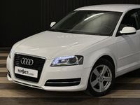 Begagnad Audi A3 Sportback Attraction 140 HK (102 kW) 2012 Vit Halvkombi