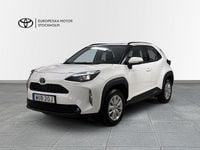 Begagnad Toyota Yaris Cross Active 92 HK (67 kW) 2023 Vit SUV