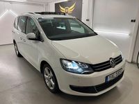 Begagnad VW Sharan 150 HK (110 kW) 2016 Vit Minibuss