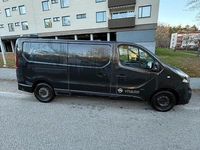Begagnad Opel Vivaro 120 HK (88 kW) 2016 Minibuss