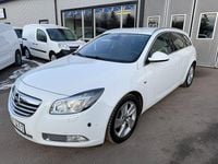 Begagnad Opel Insignia Edition 160 HK (117 kW) 2011 Vit Kombi