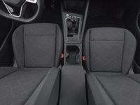 begagnad VW Golf VIII Life TDI 115Hk Parkeringsvärmare